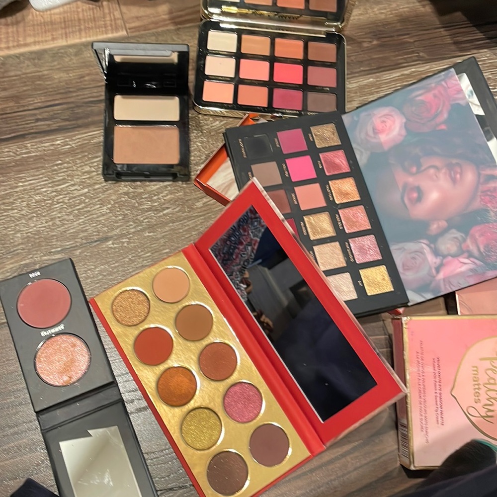 Make up lot